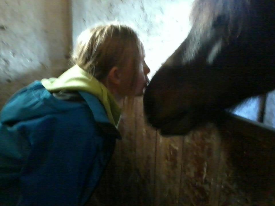 Islænder Flicka - Kyyyyys! :* billede 11