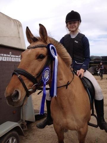 Anden særlig race Luna  - 2. plads LB* Søhøjlandet cup 1. afdeling

Silkeborg Rideklub (SIR) billede 16