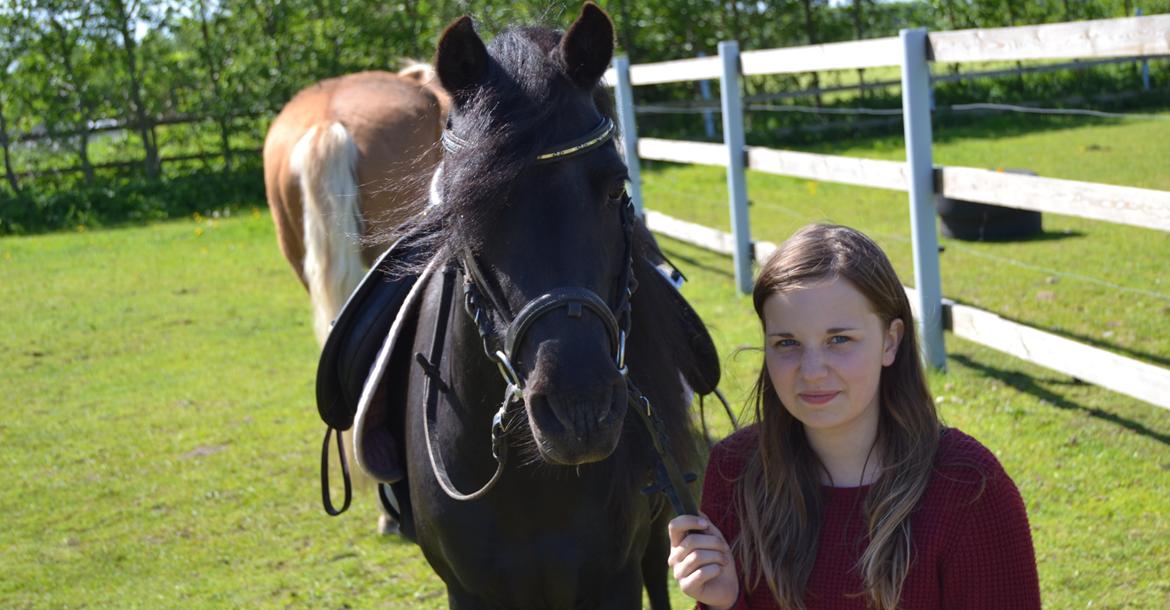 DSP Beauty - Nobody can go back and start a new beginning, but anyone can start today and make a new ending

Foto: Mig billede 27