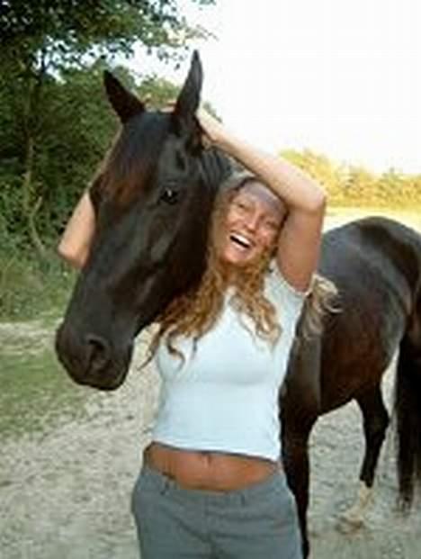 Traver Girl Of Beauty RIP - Girl og jeg hygger billede 4