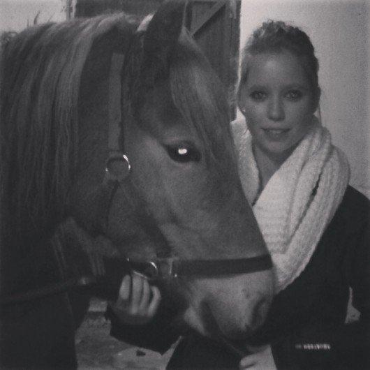 Tyroler Haflinger Fannie af Stenbek - Hygge i stalden efter et dumt regnvejr. ;) billede 8