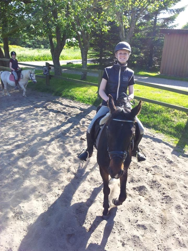 Anden særlig race Zafir  † - Jeg skrev dit navn i sandet, men bølgerne tog det.
Jeg skrev dit navn i skyerne, men vinden tog det.
Jeg skrev dit navn i mit hjerte, og der vil det stå for evigt! 
 billede 9