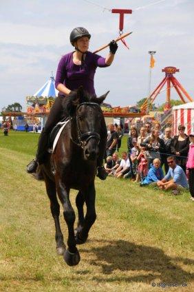 Oldenborg » Baxter - 2013. Dragør Markedet. Han opførte sig rigtig flot. For første gang for os begge! Stolt. ♥ billede 14