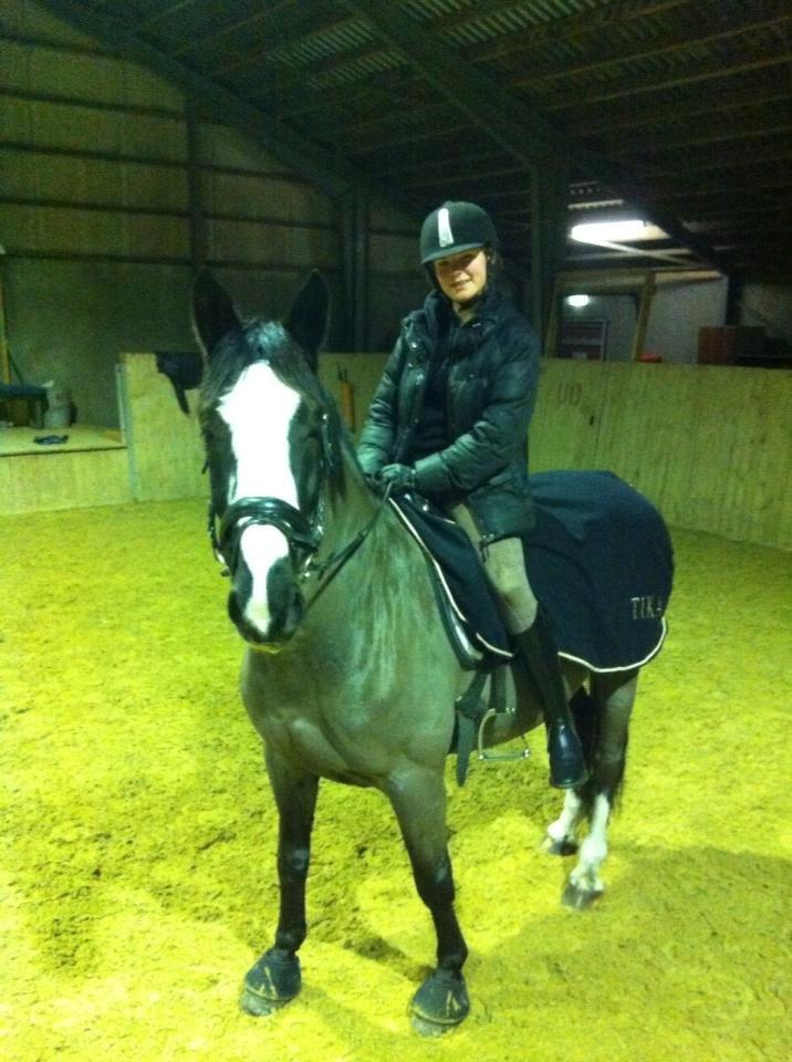 Anden særlig race Fanfan - første gang jeg red på ham, det var i december(jeg passede ham)<3 billede 10