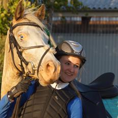 Anden særlig race ROOSGÅRDENS COSMOPOLITAN | Frans