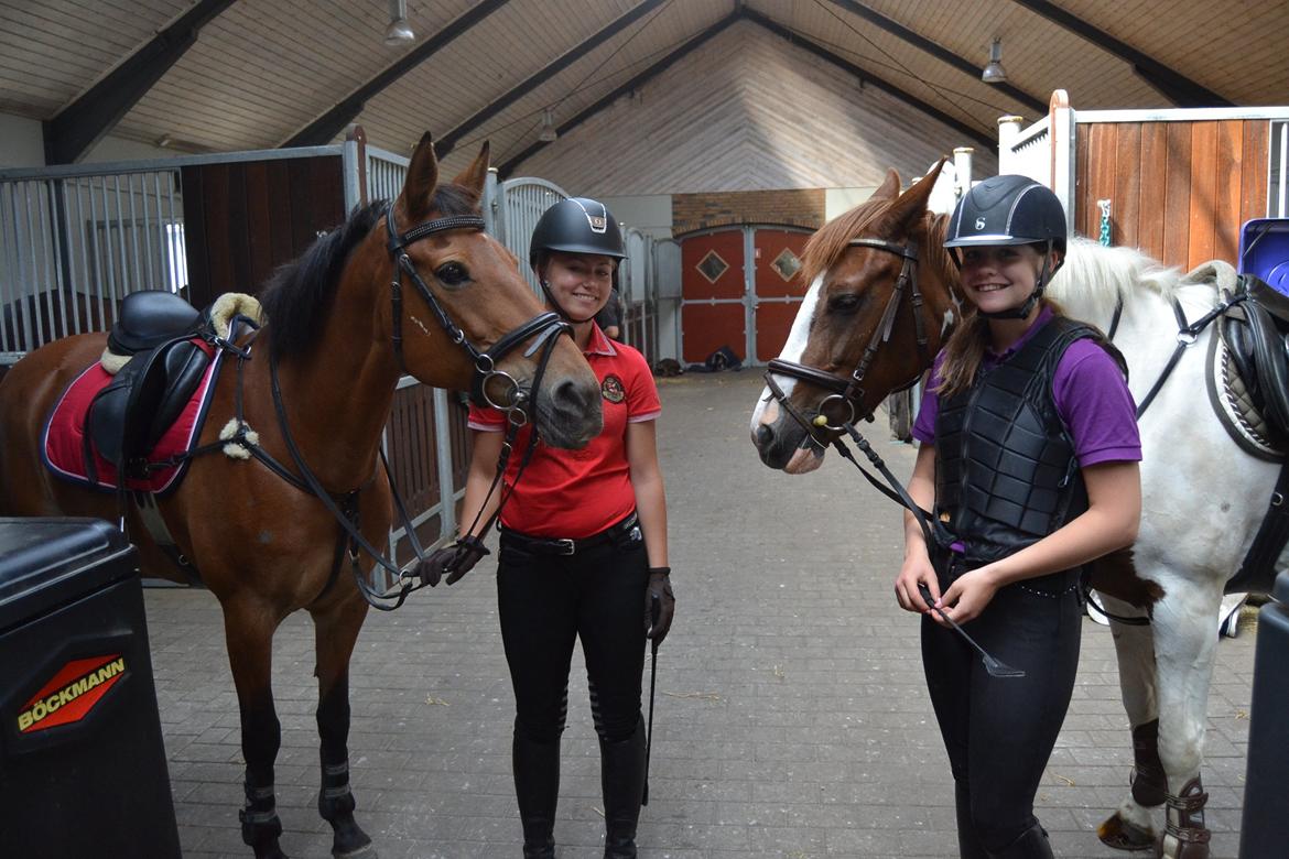 Anden særlig race Esmaralda - Jes og Es :-D
(Jessie & Sarah og Esmaralda & Sofie ) billede 18