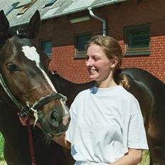 Anden særlig race Julie (død 2001)