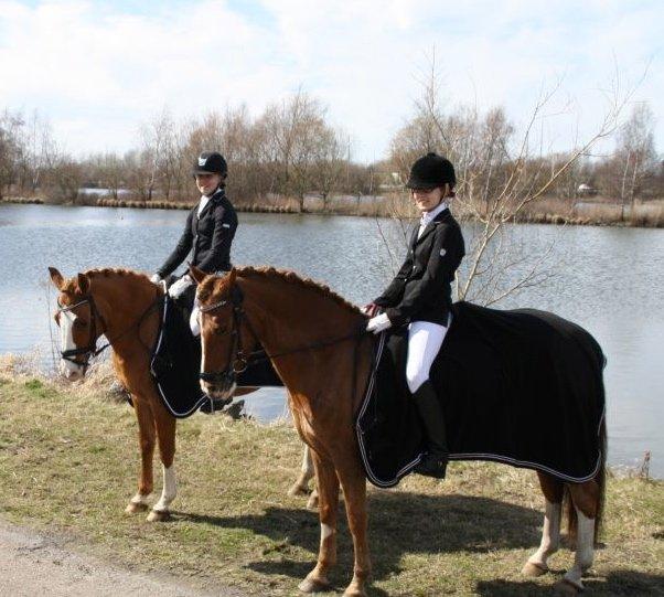 Tysk Sportspony Proud Don Caruso A-PONY - Vallensbæk landstævne. Mig og Caruso og Pernille Juhl og Emil billede 12