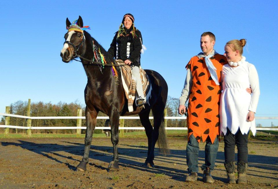 Oldenborg Rose´ - Fastelavn ved Kystvejens ride center den  2-2-2013 billede 1