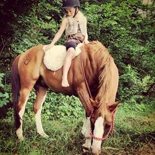 DSP Phønix "Lånepony" - Phønix og Caroline som indianere :-) Billede: Sofie F. billede 17