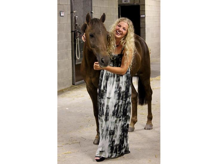 {{currentPhoto.altText}} billede {{currentPhoto.number}}