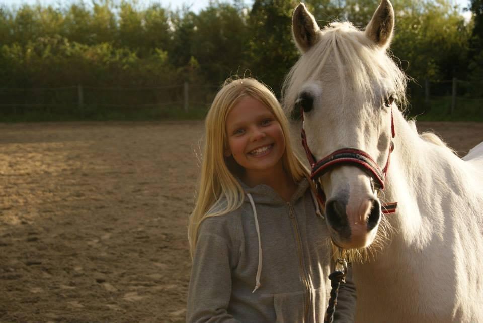 Anden særlig race Duchess (Solgt og mega savnet) <3 billede 1