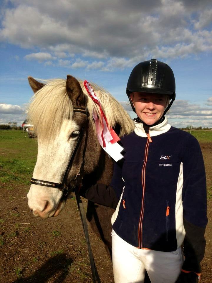 Islænder Bláfeldur frá Oddhóli - 1 og 5 plads :D  billede 5