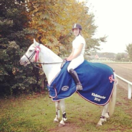 Connemara Hesteklewa Day Dream (day) - musse klubmestermester ringridning og ponygames 2013!♥♥♥
foto: min mor billede 2