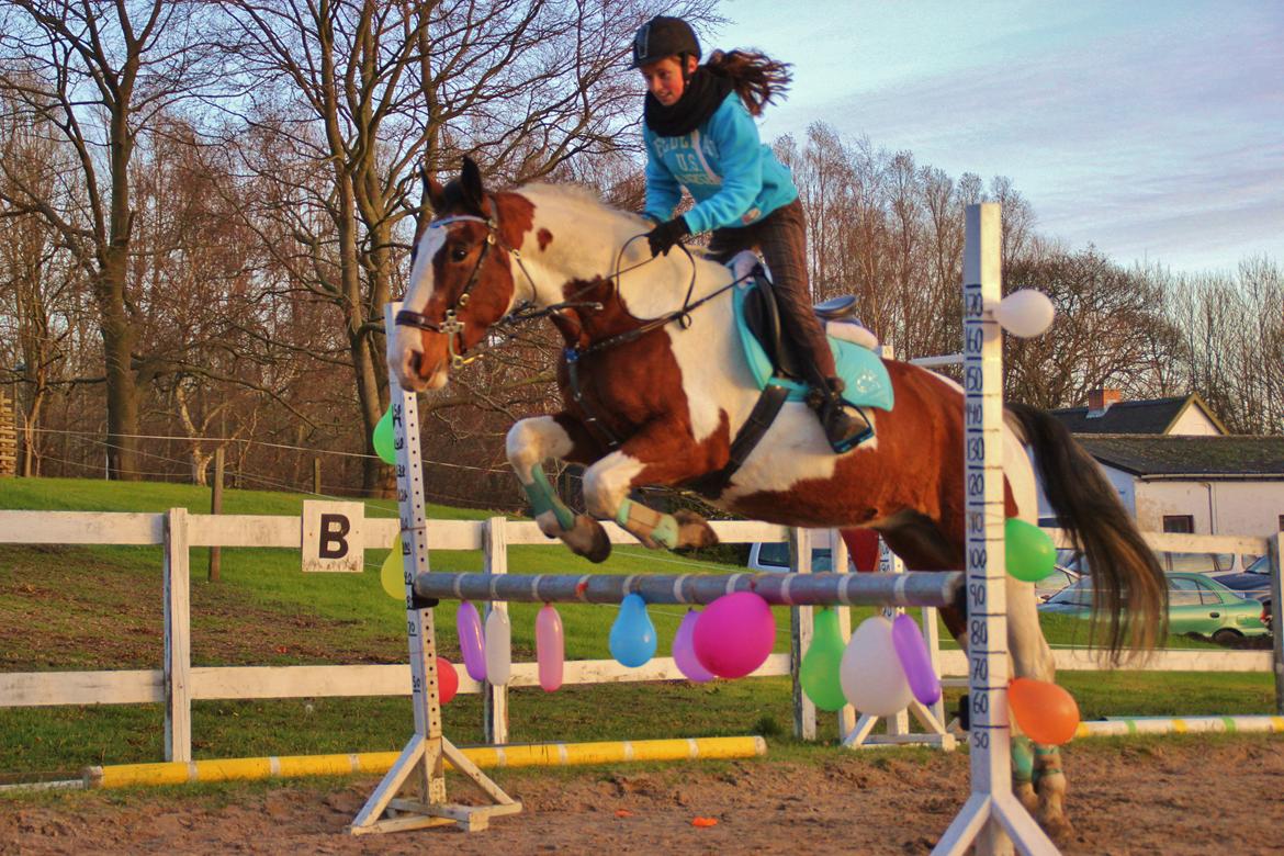 Pinto Alfons Åberg - Multifarvet ballonspring :) billede 22