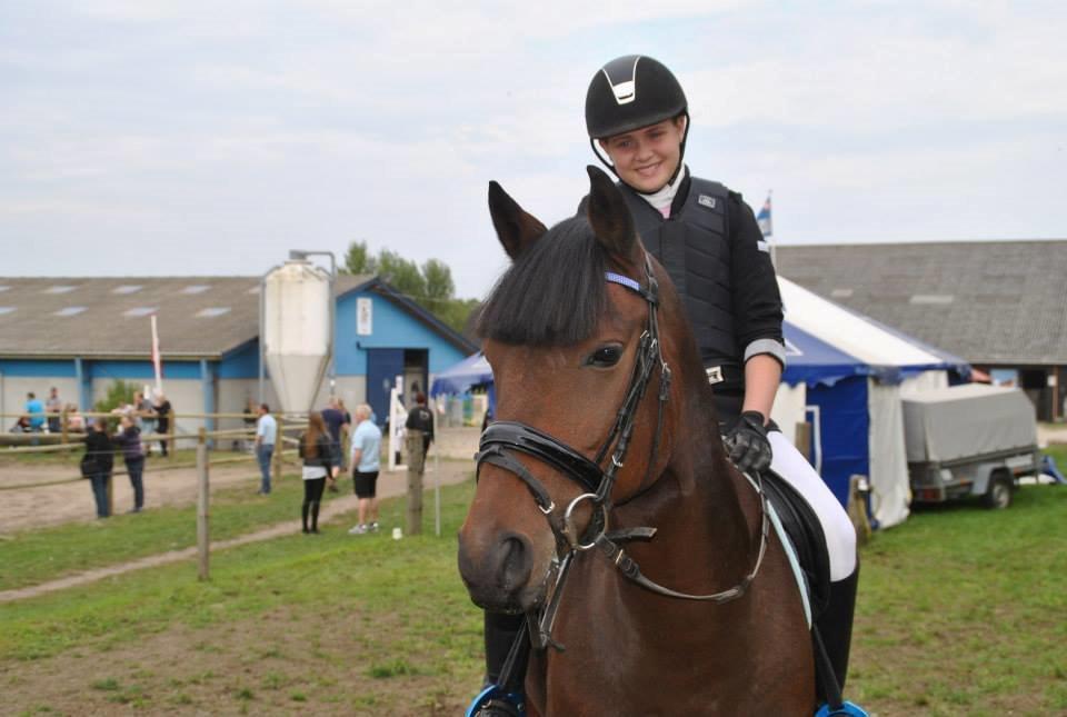 Hollandsk Sportspony Traquito. - Mig og Traquito:-D<3 billede 13