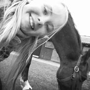 Anden særlig race Shakira