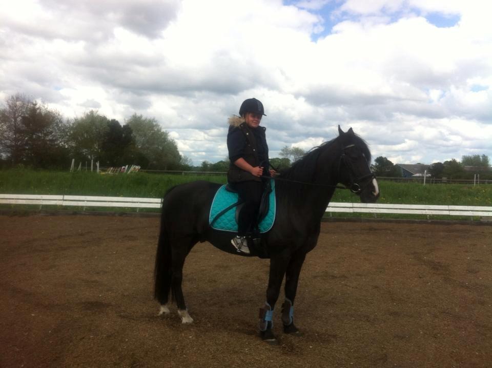 Anden særlig race Armani - Min veninde skulle lige have en skridt tur :) billede 10