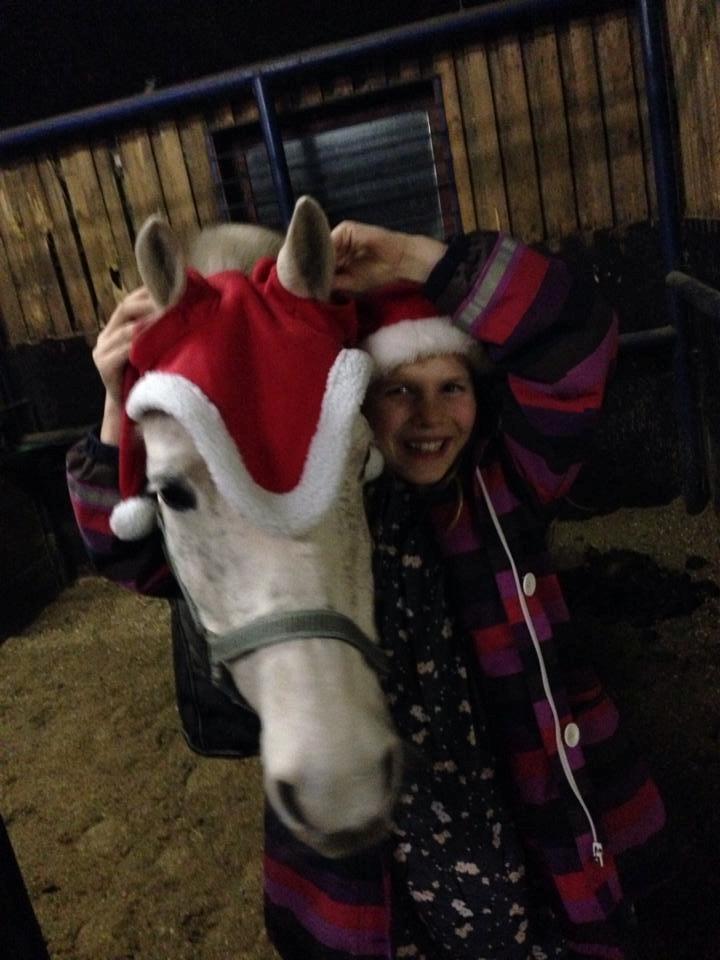 Anden særlig race Tarzan - Tarzan med nissehue hehe <3 billede 4