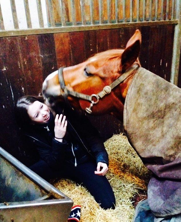 Frederiksborg Chica - GADETØSEN! <3 - Jeg nyder hvert et sekund med dig! Du kan ALTID bringe smilet frem! 

Rigtig lorte dag - Lix lå og sov da jeg kom, satte mig ind og hun modtog mig med verdens største smæk kys <3 billede 2