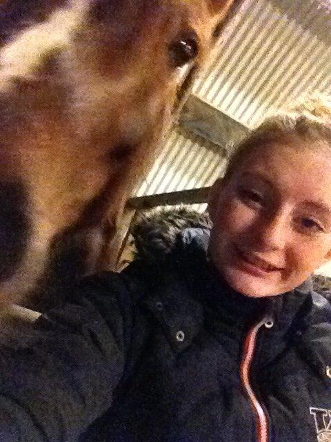Anden særlig race Siegaard's Achilleus - selfie med bassen :D billede 3