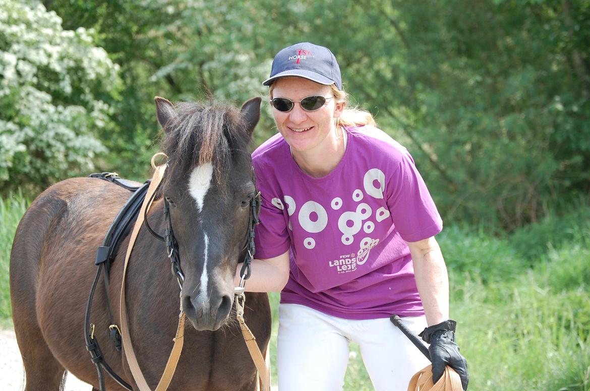 Anden særlig race Sorteper - Efter agility med den stolte mor (både pony og ponyejer mor). billede 19