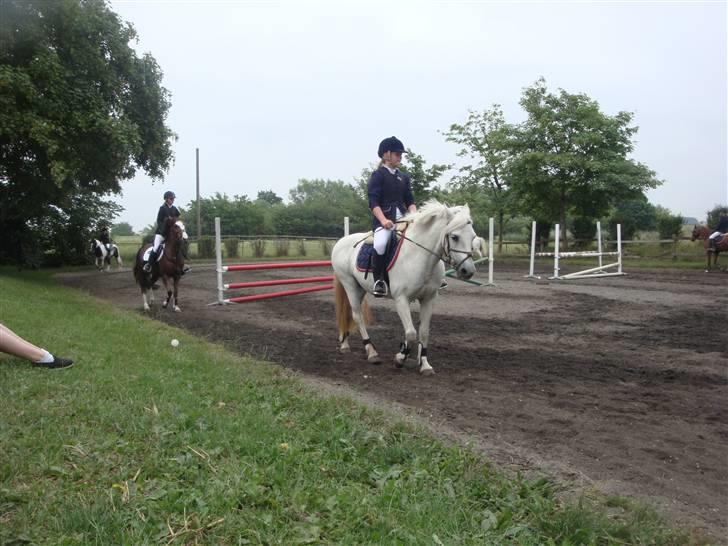 Anden særlig race Patrissia <3 :D   - Mig og den fede (;  FAK opvarmning tilLB (;  billede 3