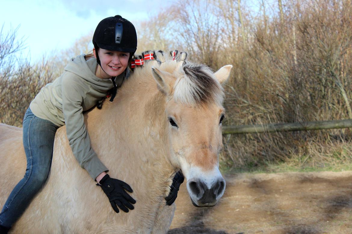 Anden særlig race Frederik - A circle is round and has no end, thats how long i´ll be your friend - 10 års fødselsdag billede 15