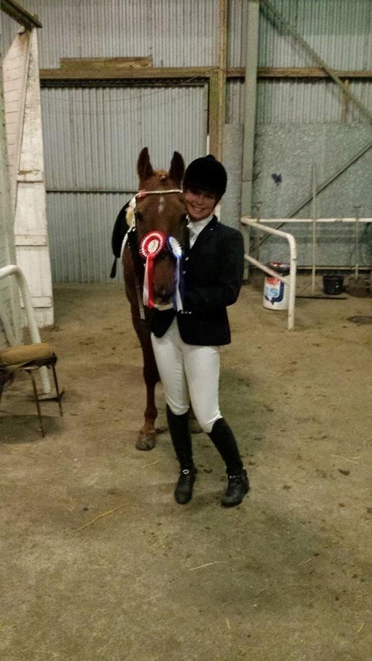 Hollandsk Sportspony Marien - Fantastisk afslutning på ponytiden. LA1,2 til 68,4 og 68, 2% derfor både 1. Og 2. Pladsen i klassen. billede 20