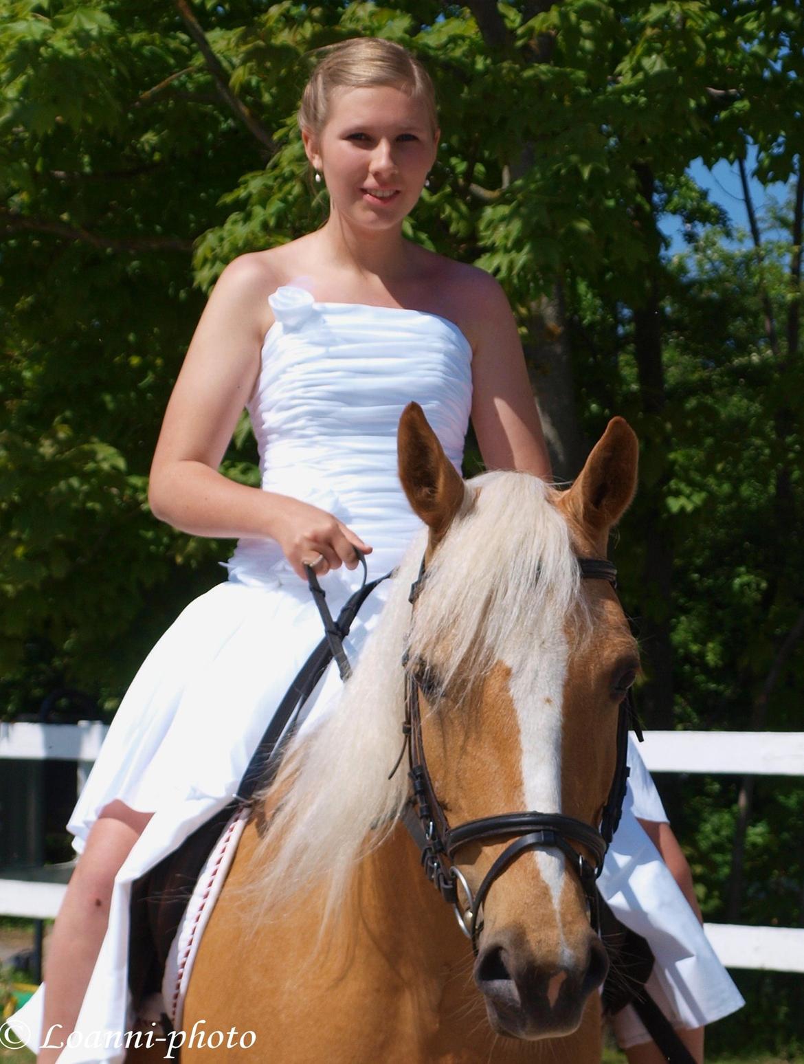 DSP Grønagergård Dobra - Min konfirmation med ponyen <3 17.05.2014 billede 2