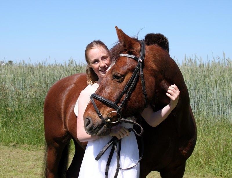 Connemara Quiva <3 - Verdens bedste Q på min konfirmation <3 - 29/5-14 billede 11