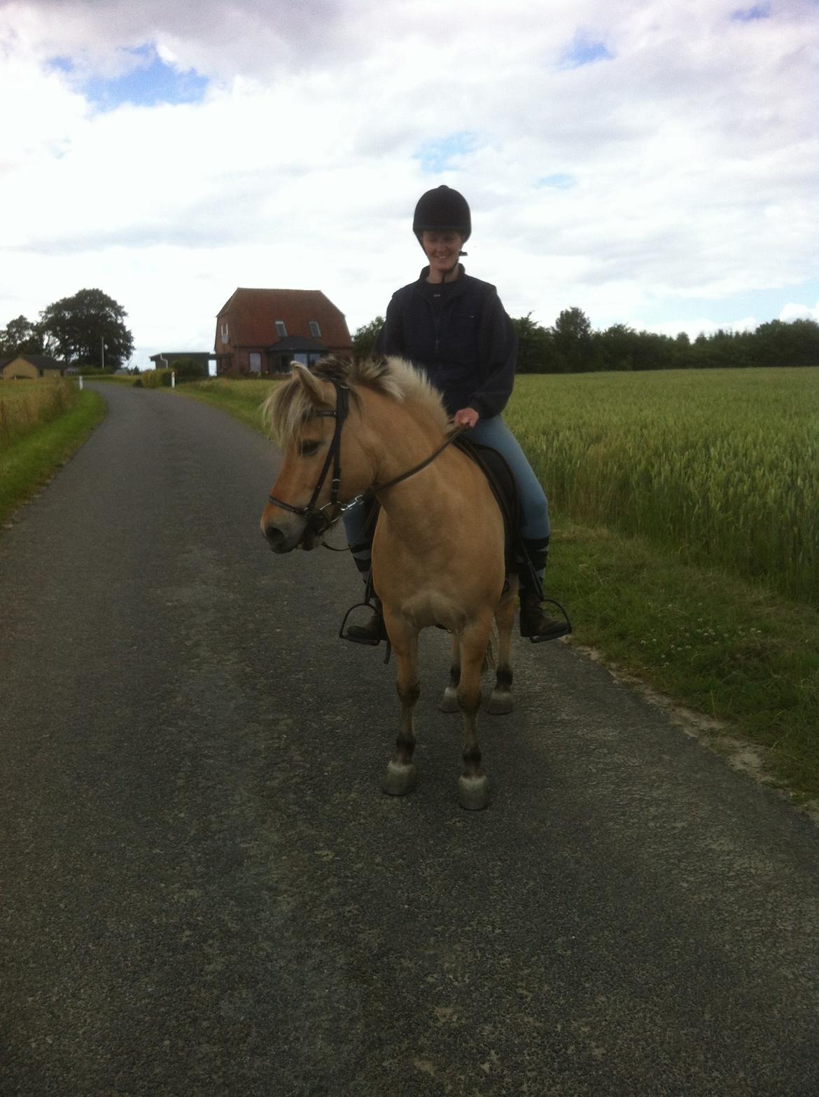 Anden særlig race Charlie - Anja på Charlie :)  billede 6