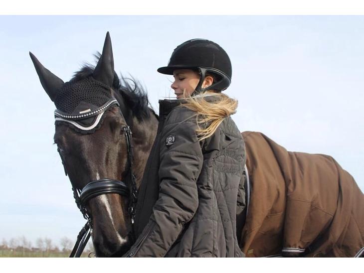 {{currentPhoto.altText}} billede {{currentPhoto.number}}