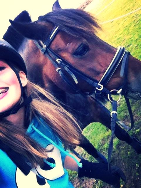 Anden særlig race  | Ponyo Chusteau billede 16