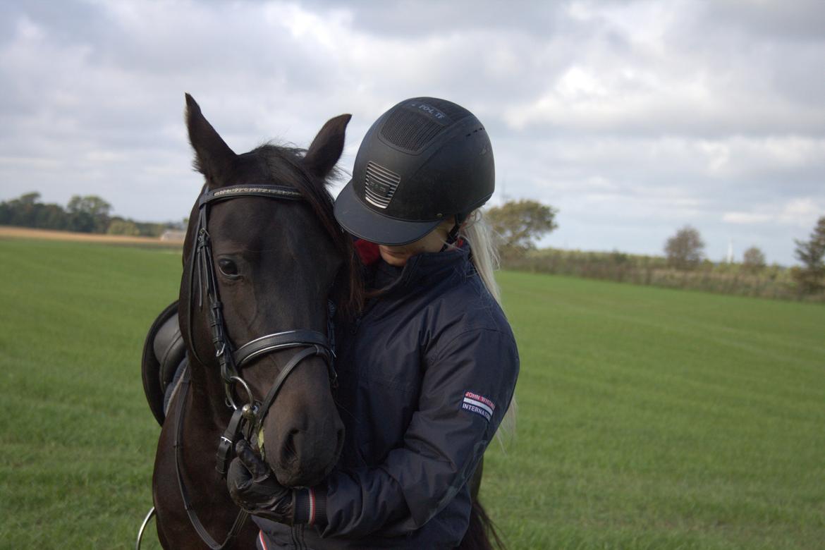 DSP Bakkegaarden's Mrs Magic - Glad for hende her tøsen <3 billede 7