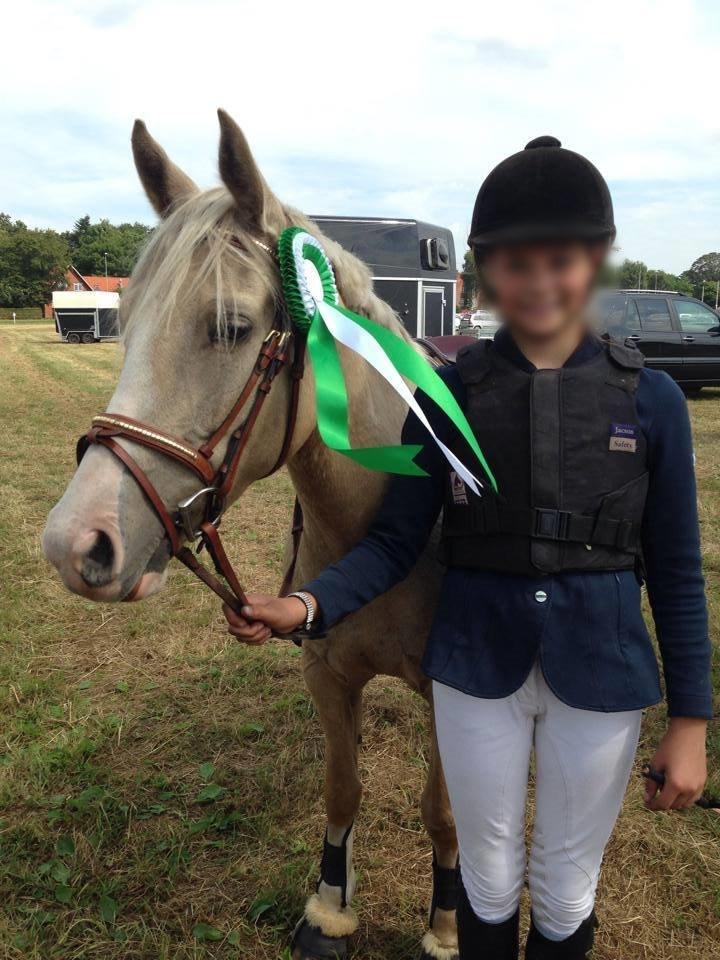 DSP Horsebjergs Dusty Moon - Fra første stævne :-) billede 3