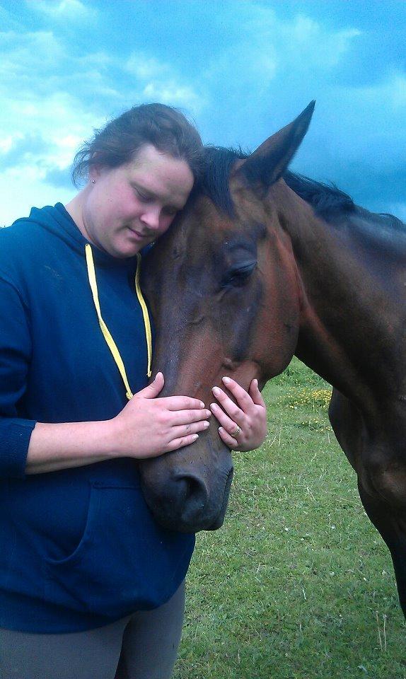 Oldenborg First-Mann af Hvarre - Første gang jeg måtte røre ham i hovedet - han kom selv og lagde det i mine hænder billede 7