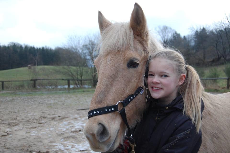 Anden særlig race Dina billede 15