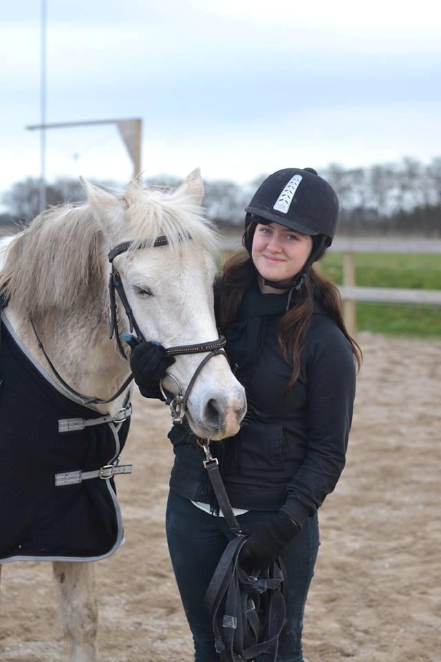 Anden særlig race Dunja billede 1