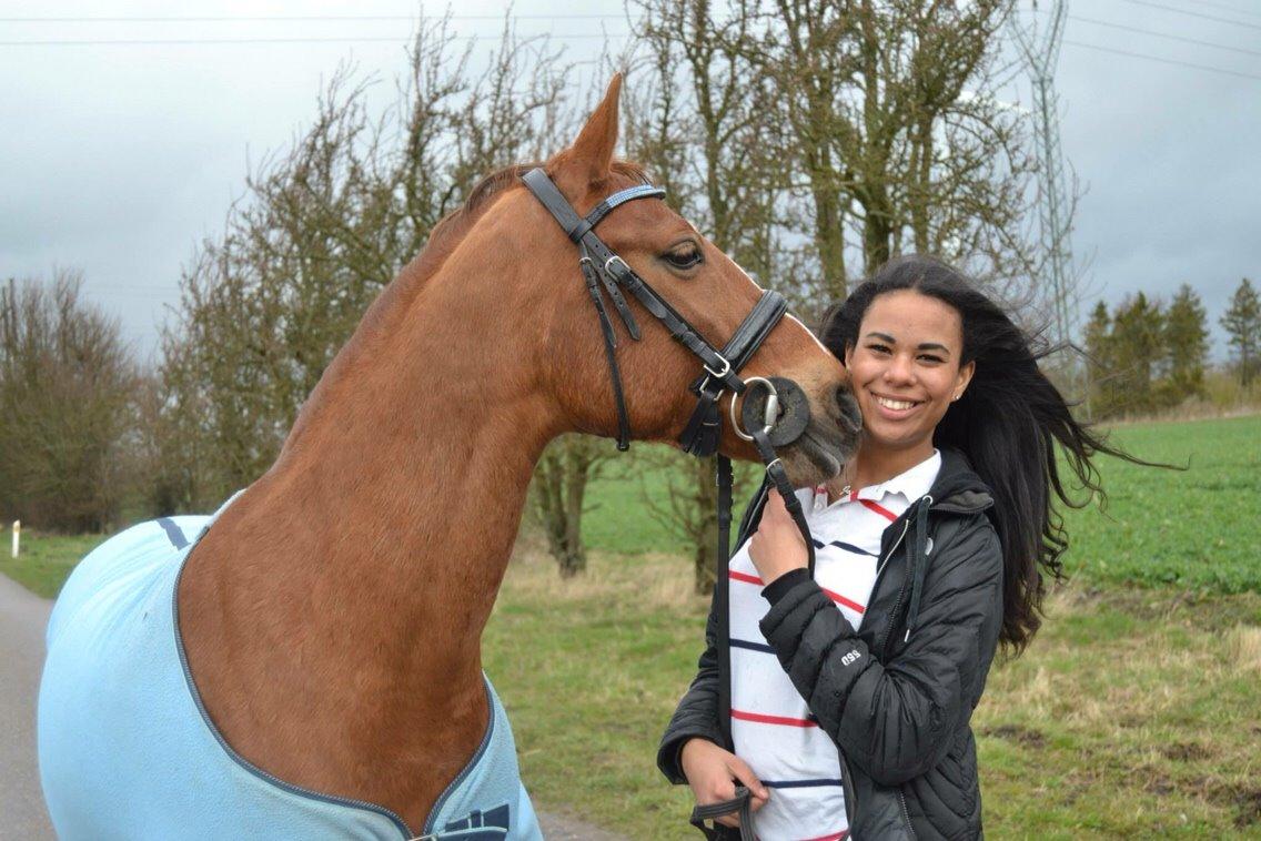 Anden særlig race Milla billede 17