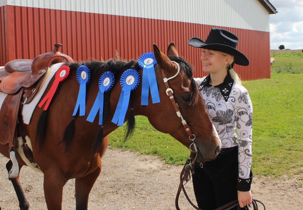 Quarter Tag This Chic - Er SÅ stolt af hendes præstation til vores første stævne! <3 Fire 1. pladser og en 2. plads. billede 19
