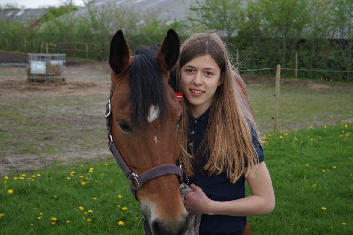 Anden særlig race Lotte mit et og alt<3 - Lottes fødselsdag<3 D.15.5 2015<3 Fotograf:Laura billede 4