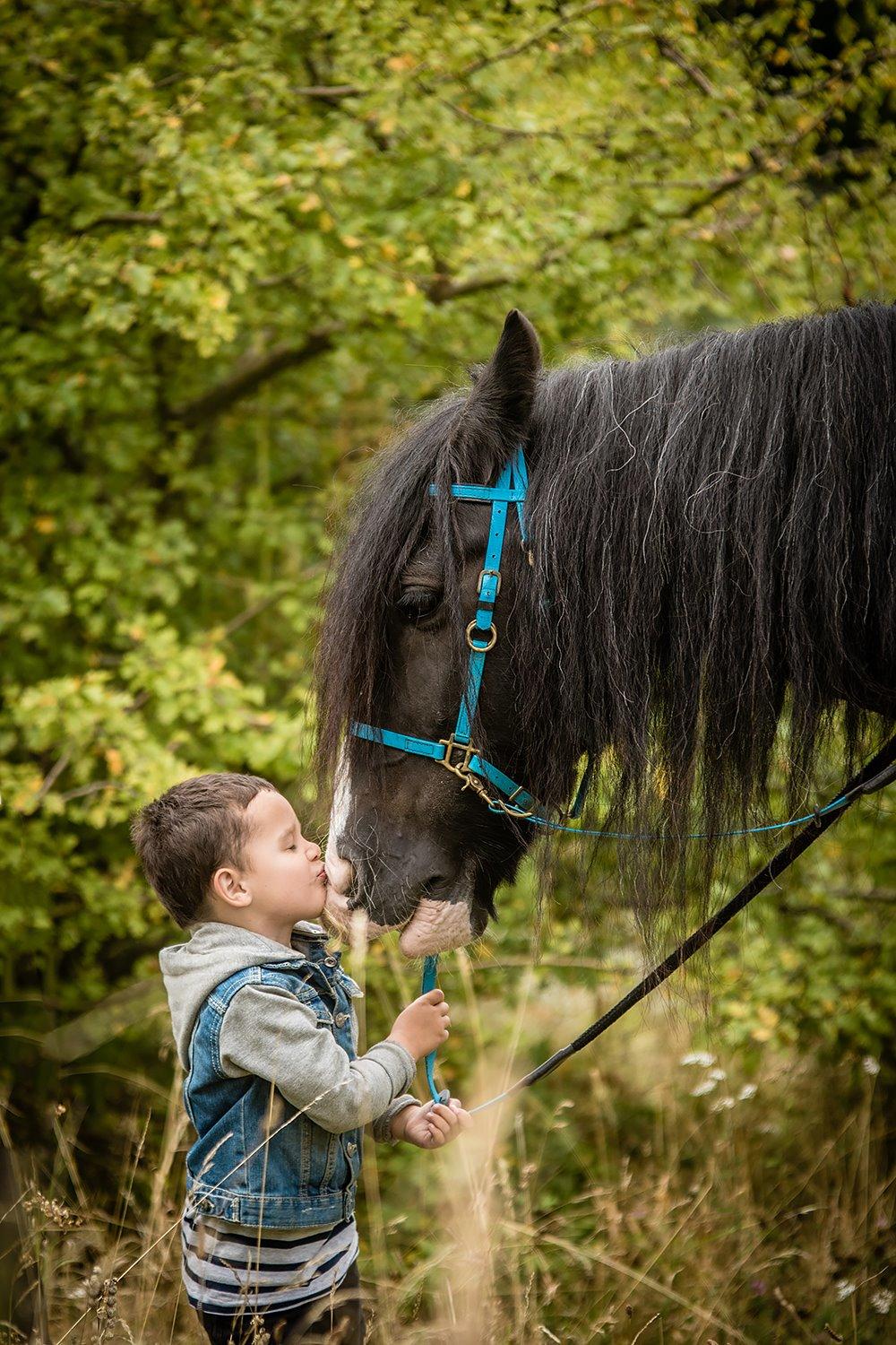 Tinker Lille Per - Per og Magnus 5 år efter Magnus første ridetur <3 (Katja Jensen Photography) billede 1