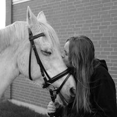 Anden særlig race Meritza - PriNSeSseN<3
