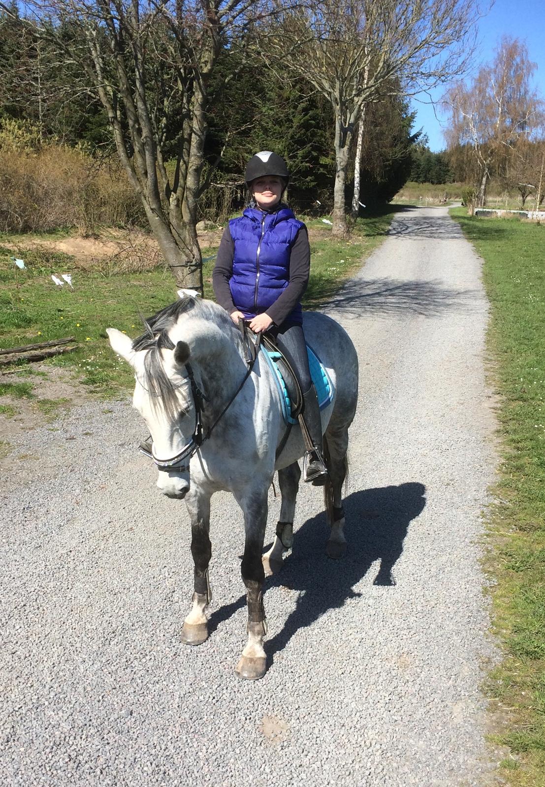 Holstener Alina  billede 3