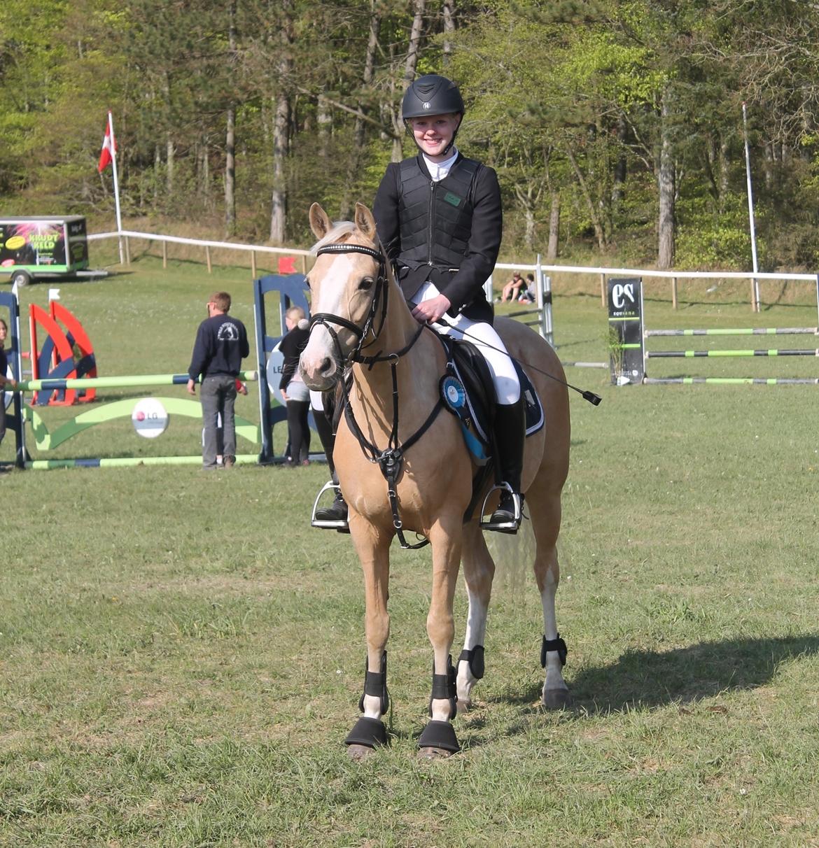 Anden særlig race FREDENS SHEER SILK - Præmieoverrækkelse <3 billede 1