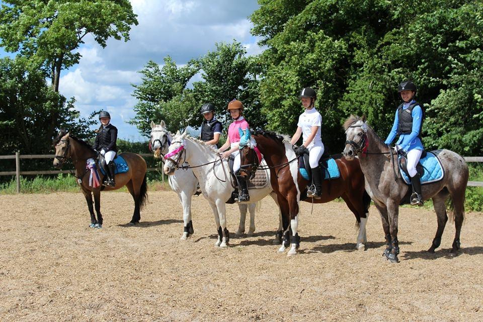 Anden særlig race Snow Girl - Et vellykket stævne i SMAF, med det fantastiske springhold. billede 5