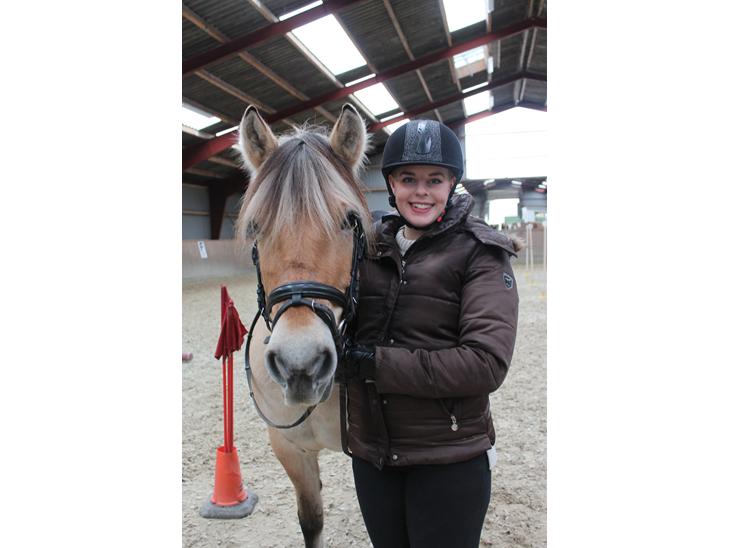 {{currentPhoto.altText}} billede {{currentPhoto.number}}