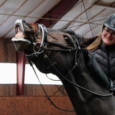 Oldenborg Zafine Macoy