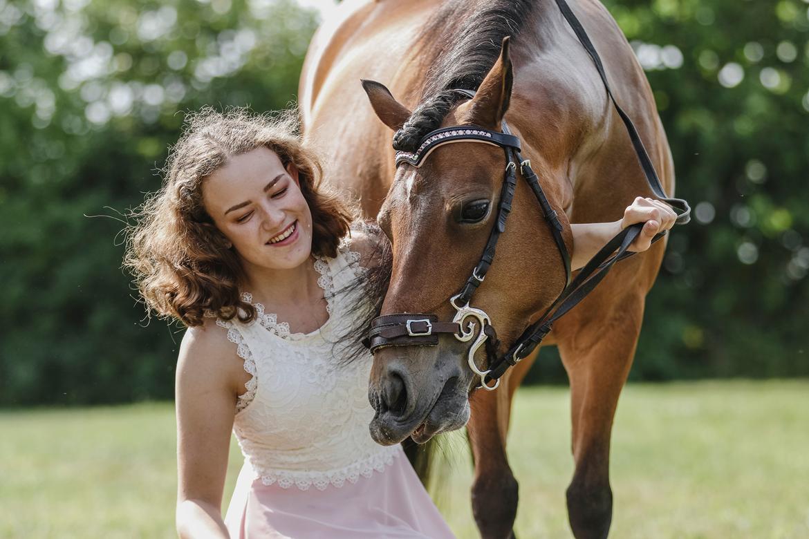 Welsh Partbred (Sec F) Flower - Verdens aller bedste pony, hold nu op hvor jeg elsker dig!♥ Billede af Katrine Hallund. billede 3